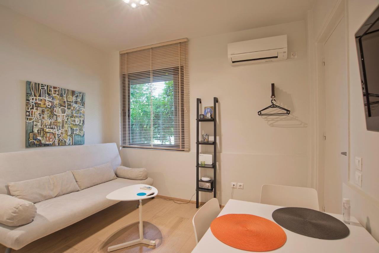 Appartement Cozy And Modern Studio Next To The Sea à Athènes Extérieur photo