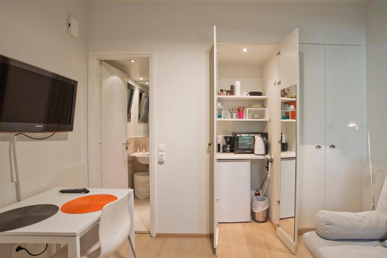 Appartement Cozy And Modern Studio Next To The Sea à Athènes Extérieur photo